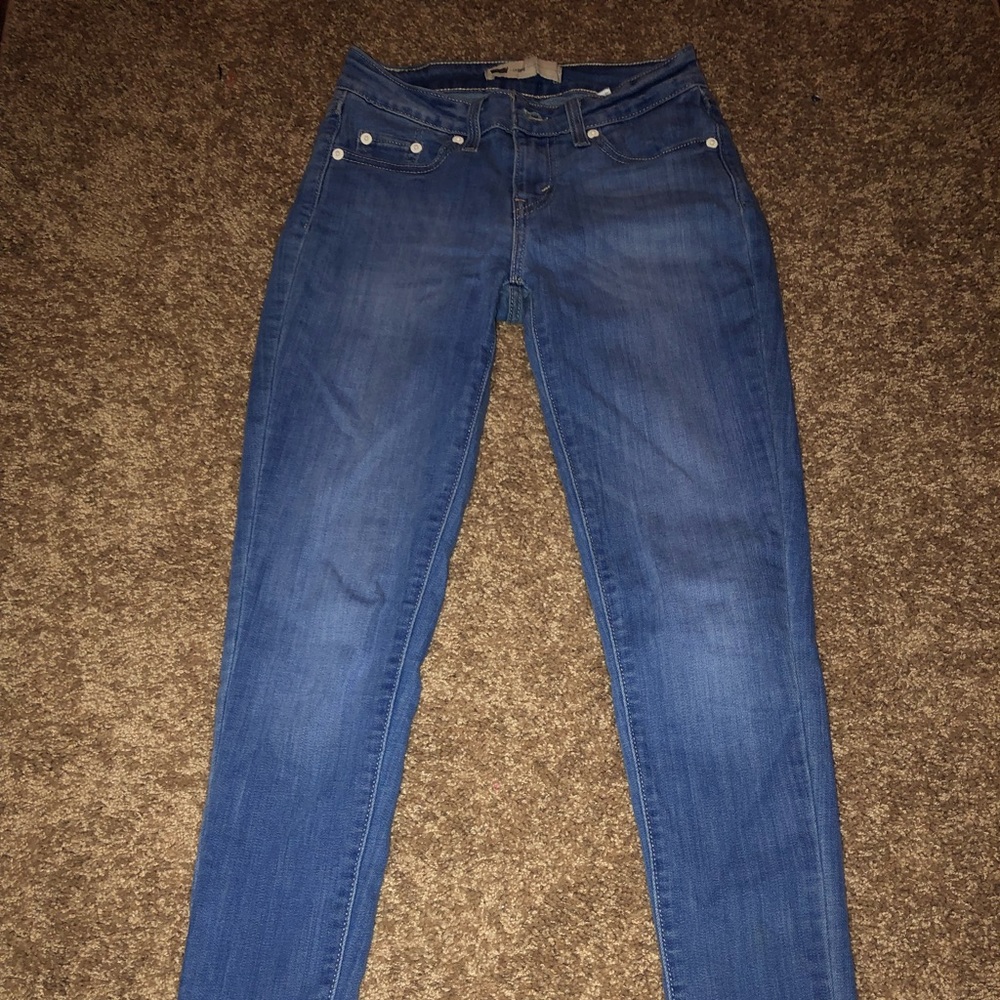 Women’s Levi “Legging” Jeans